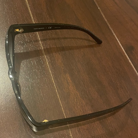 WOMENS Tory Burch Sunglasses - Picture 7 of 8